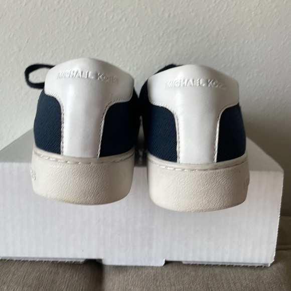 Michael Kors sneakers used size 8 - Picture 4 of 8